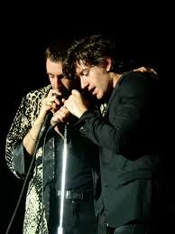 Le monde entier est un cactus il est impossible de s'asseoir dans la vie, il n'y a qu'des cactus moi j'm'pique de le savoir. The Last Shadow Puppets Wikipedia