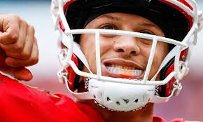 Patrick Mahomes back