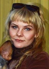 Serena Swanson's Instagram, Twitter & Facebook