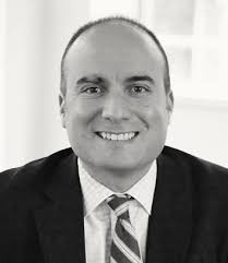 Matthew Davis (Non-Attorney) leads DSD Advisors, LLC.