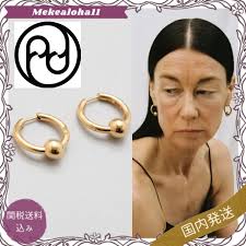 Lacoste】ロゴ L'Essentiel コレクション スタッド ピアス Lacoste】ロゴ L´Essentiel コレクション スタッド  ピアス