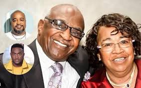 Gospel Singers Jonathan, and Jason Nelson's mother Dr. Bessie Nelson passed  away. Please keep the family in prayer.
