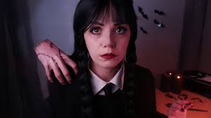 ASMR MIÉRCOLES ADDAMS encuentra a COSA en NEVERMORE