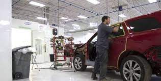 Car maintenance and repair is never fun, but it's essential to keep your car in working order. How To Find Auto Body Shops Near Me Auto Body Shop Blog Carwise Com