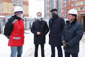 Roman Teryushkov Proveril Hod Stroitelstva Shkoly I Otkryl Katok V Ramenskom