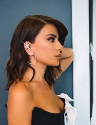 حَبها.. وهي كمان حَبته.. بس هو حَبها الأول.. ❤️ #٢٢٠_يوم