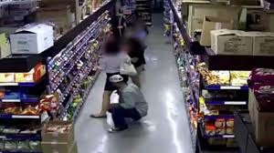 Etek altı sapığı kameraya yakalandı