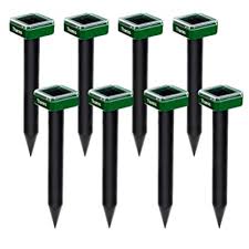 How to get rid of groundhogs in your garden. Buy Thanos Solar Garden Mole Spikes Get Rid Of Moles Groundhogs Online In Italy B083nx23g1
