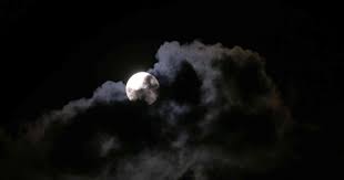 Ja, das kann durchaus passieren. Dienstagnacht Farbt Sich Der Mond Rostrot Was Man Zur Mondfinsternis Wissen Muss