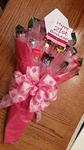 Ea096fa9612605b03d9e31e6c7a2d4c5 Jpg 750 1 333 Pixels Candy Bouquet Diy Candy Arrangements Candy Crafts