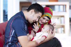 Satu rumah 3 keluarga menurut islam. 11 Tips Membangun Keluarga Harmonis Menurut Islam Yuk Amalkan Orami