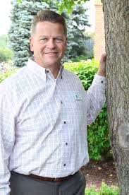 As a four time illinois distinguished & accredited agency award recipient, the woodridge park district serves approximately 35,500 residents with 690 acres of parks and sites offering over 1,000 programs each year. Carol Stream Park District Names New Executive Director Shaw Local