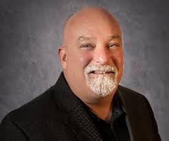 Lenny Larson's Instagram, Twitter & Facebook