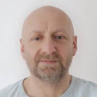 500+ perfiles de «Jerzy»