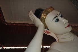 Karen Otto's Instagram, Twitter & Facebook