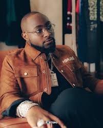 Reports online say wizkid bought a private jet worth $40 million or ₦14,400,000,000. Davido Shares Video Of A Happy Wizkid Vibing To His Song On A Private Jet Trendinggist