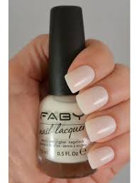 Colorés, transparents, pailletés et nacrés. Tent De Neige Vernis A Ongles Faby Healthy Vegan Nail Care