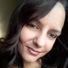 Hi how far away does my lizard need to be away from UVB and heat 4ft wide  tank