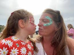 Just wanted to say a huge Thank you to Tim Lean Michelle Marlow and  Brilliant Julia Lisa Bevan at Pound Savers Travel for getting all us 7  hobbits safely out of the