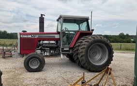 Massey Ferguson 2775 Tractor