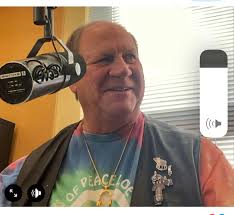 Dennis Nardone's Instagram, Twitter & Facebook