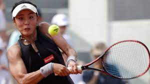 Wang Qiang wins Jiangxi Open after Zheng Saisai retires