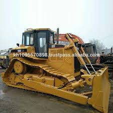 Cat d6 dozer shovelling earth. Cheap Caterpillar D6r Crawler Bulldozer For Sale Used Cat D6 Dozers In Shanghai Buy Cat D6r Dozer For Sale In Shanghai China Caterpillar D6 Crawler Dozer In Shanghai China Cheap Dozer Of D6r For