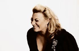 Her parents come from new york and london. Sarah Dawn Finer Med Dig Vid Min Sida Scandipop Co Uk