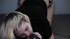 Lina Beana ASMR Full Videos At:--> freemega.co