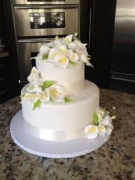 Calla Lilly Wedding Cake Round Wedding Cakes Calla Lily Wedding Cake Lily Cake Calla Lillies Wedding