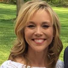 Linda Reller's Instagram, Twitter & Facebook