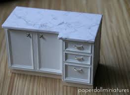 Pin By Jacquitta O Brien On Tutorials Miniature Kitchen Cabinets Furniture Dollhouse Design Diy Dollhouse Furniture Miniature Dollhouse Furniture