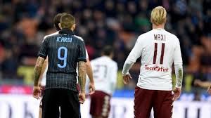 Si a maxi lópez le decían que este pequeño jugador de las inferiores de barcelona, que un día se le acercó con timidez para pedirle un autógrafo, iba a terminar siendo amigo suyo, posiblemente no lo. Mauro Icardi Labels Maxi Lopez Ignorant In Handshake Refusal