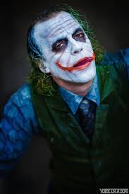 This Heath Ledger Joker Cosplay Is Absolutely Fantastic Pics Joker Halloween Makeup Joker Batman Joker Wallpaper