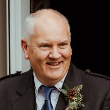 St Matthews, what a gang 18:19 Stella StellaWarren War Warren 1022020  MA02020 1O0 YMA N MOD Like Comment Send 15comments Share