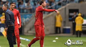 Se consagra en la copa que le faltaba: Holan No Me Fue De Frente De La Cuna Al Infierno El Multimedio Del Hincha De Independiente