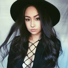 Stream Leslie Corpuz music