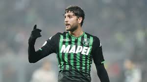 Polish your personal project or design with these locatelli spa transparent png images, make it even more personalized and more. Sassuolo Locatelli Nessun Centrocampista In A Vince Piu Dribbling