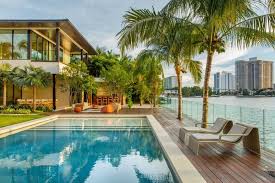 Floating Eaves Residence By Kobi Karp Homeadore Pool Houses Pool House Designs Miami Houses