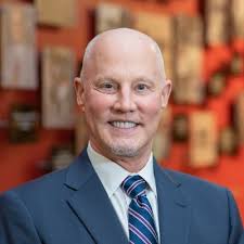 Danielle May (@dm4edequity)