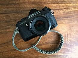 When reading instructions for making a paracord watch band, you're bound to come across a for tips on how to do more diy paracord projects, see our article on this useful topic. How To Make Your Own Camera Strap Lomography