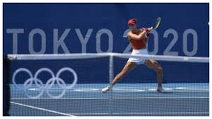 Tenis igraju po dva igrača kod pojedinačne igre, odnosno četiri igrača (po dva u jednoj momčadi) kod igre parova. Xyaemkkvie Cym