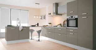 Couleur Lin Associations De Couleurs Idees Pour Une Deco Reussie Cuisine Couleur Taupe Meubles Gris Couleur Lin