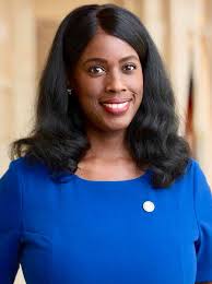 I have accepted a new role as Senior Counselor and District Representative  in the Office of Governor Asa Hutchinson. I am very honored and grateful to  be a part of this administration