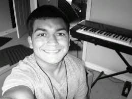 Jonathon Garza (@GarDeDo)