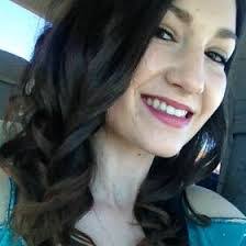 April Rae's Instagram, Twitter & Facebook