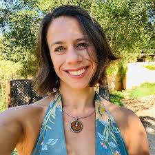 Annie Starr Davis (@anniefishman)