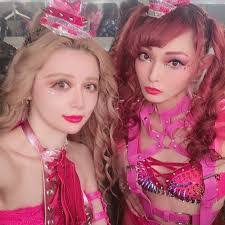 Bambi Harris's Instagram, Twitter & Facebook