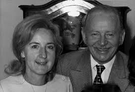 The Halcyon: The Newsletter of the Friends of The Thomas Fisher Rare Book  Library