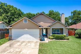 3419 alta vista drive in waco tx call camille johnson realtors for more information on properties like this one 254 real estate selling house alta vista